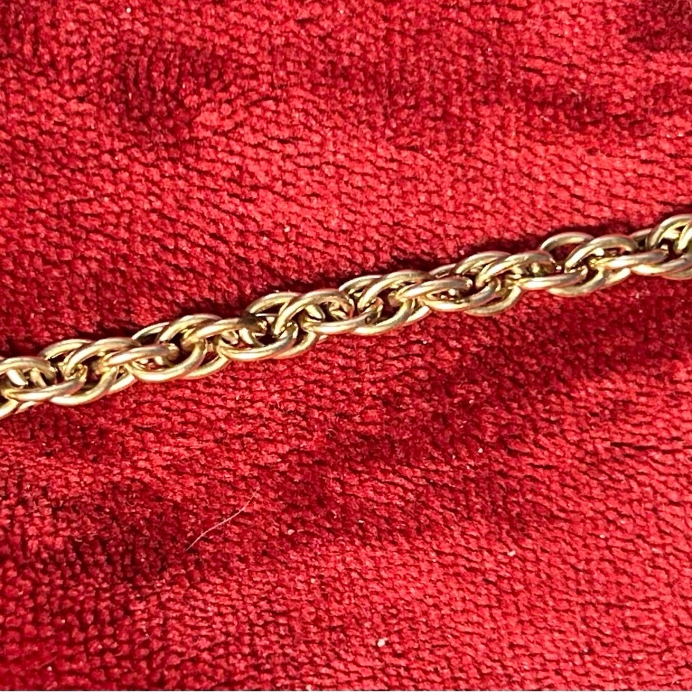 Ladies bracelet